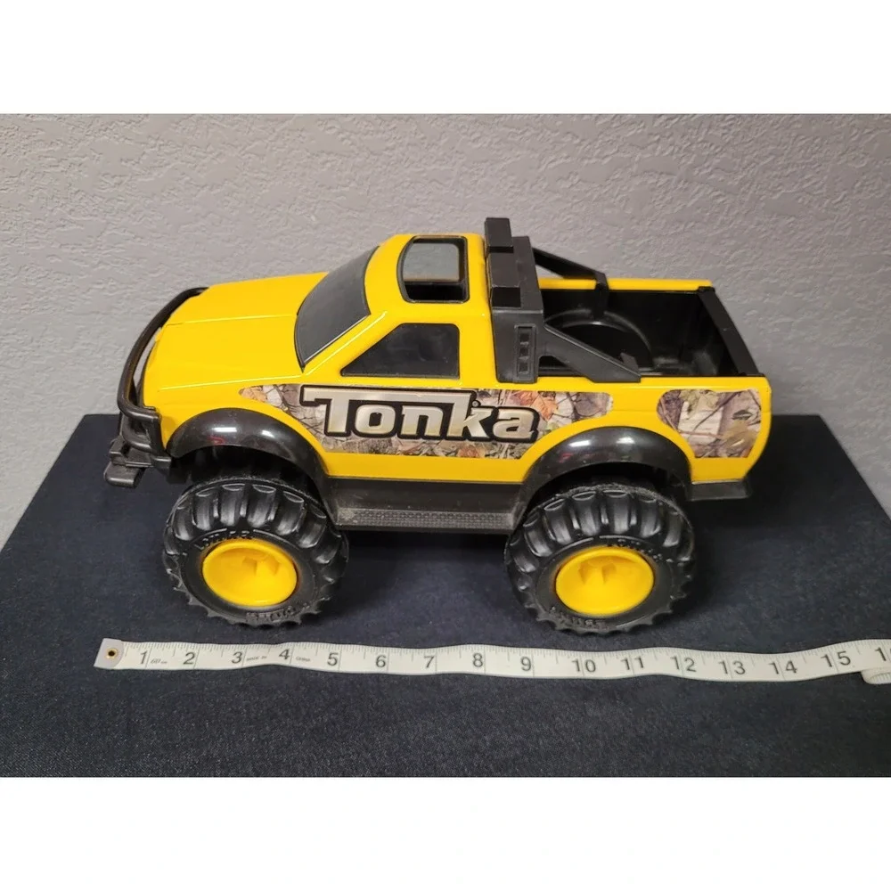 Tonka Steel Classics 4x4 Pickup Truck 2012 Funrise Tonka Hasbro #92013 (no winch